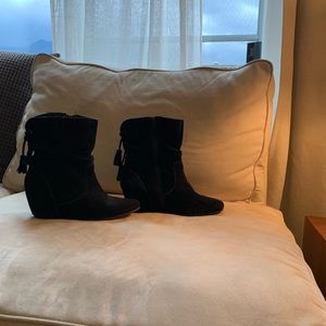 Suede Winter Platform Winter boots size 8